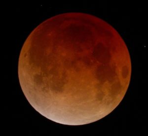 7月28日に2018年2回目の皆既月食が見える