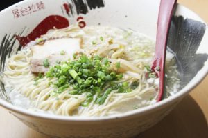 千葉市の稲毛・幕張と船橋市でおすすめのラーメン店いちずの塩ラーメン