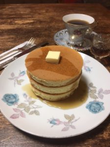 駄菓子（モロッコヨーグル）で作るホットケーキ