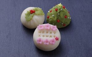 千葉県のラボママ・二瓶あやさんによるクリスマス練りきり講座