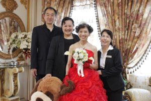 敬老の日やおじいちゃんおばあちゃんの誕生日プレゼントに写真館で記念撮影。