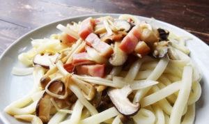 ぺぺろんうどん