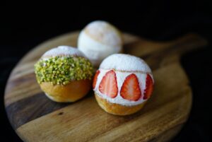 【成田市】パティシエが作る食パン専門店 成田パンのマリトッツォ「ラビトッツォ」3種