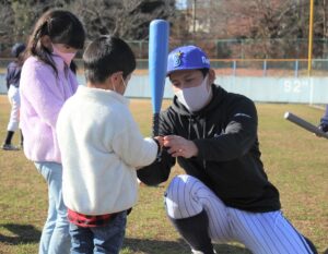 元プロ野球選手と共に野球を楽しむ「クリスマスベースボール in 八千代」