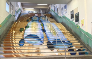 木更津駅階段アート