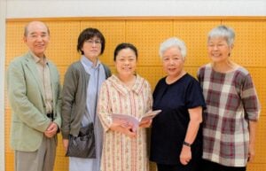 笑顔がすてきな朗読会の皆さん