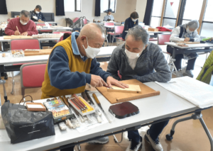 【船橋市】東老人福祉センター「木彫りクラブ」