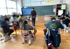 東清小学校