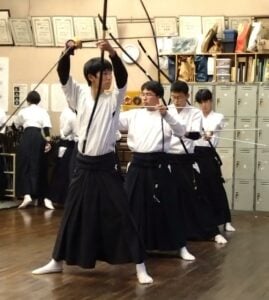 【習志野市】全力！部活動　千葉県立津田沼高等学校 弓道部